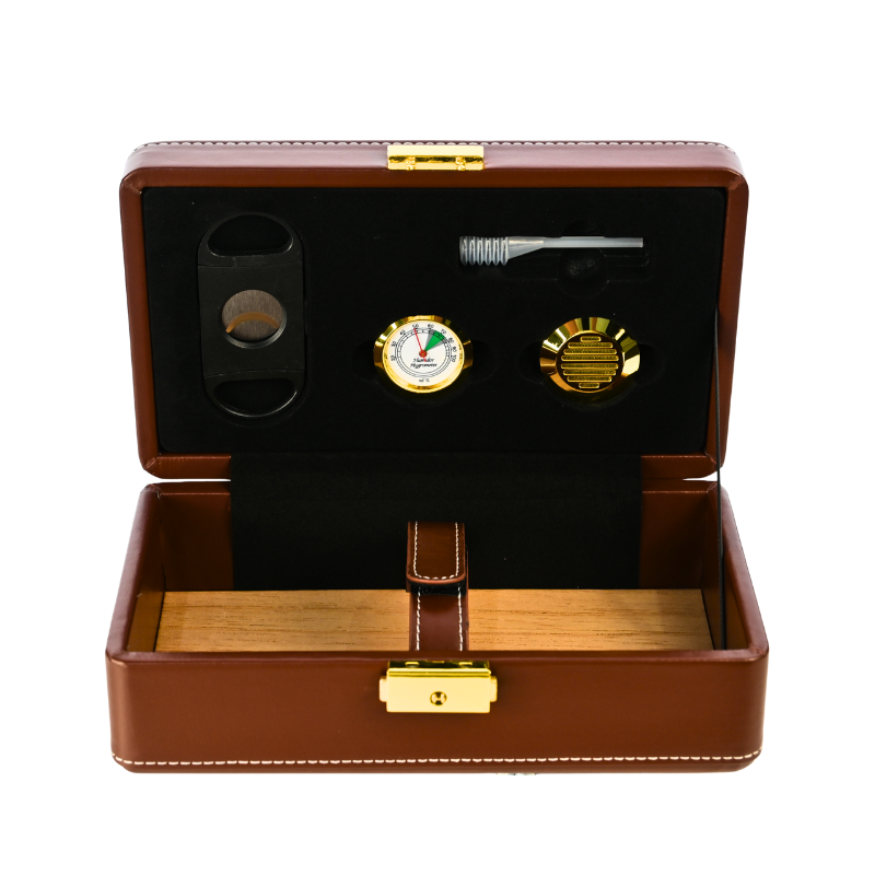 Travel Leather Humidor Set
